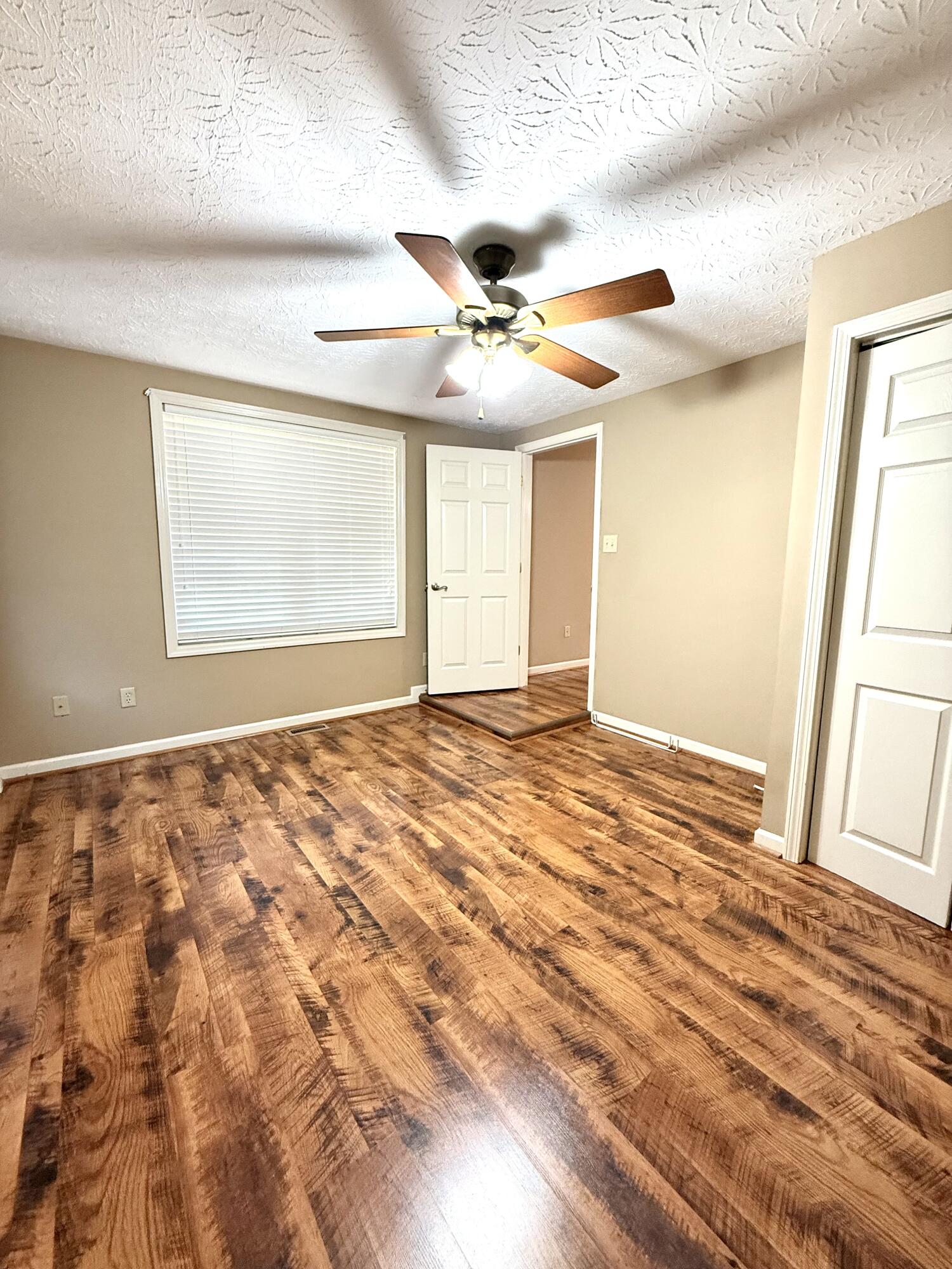 143 Deer Run Property Photo 33