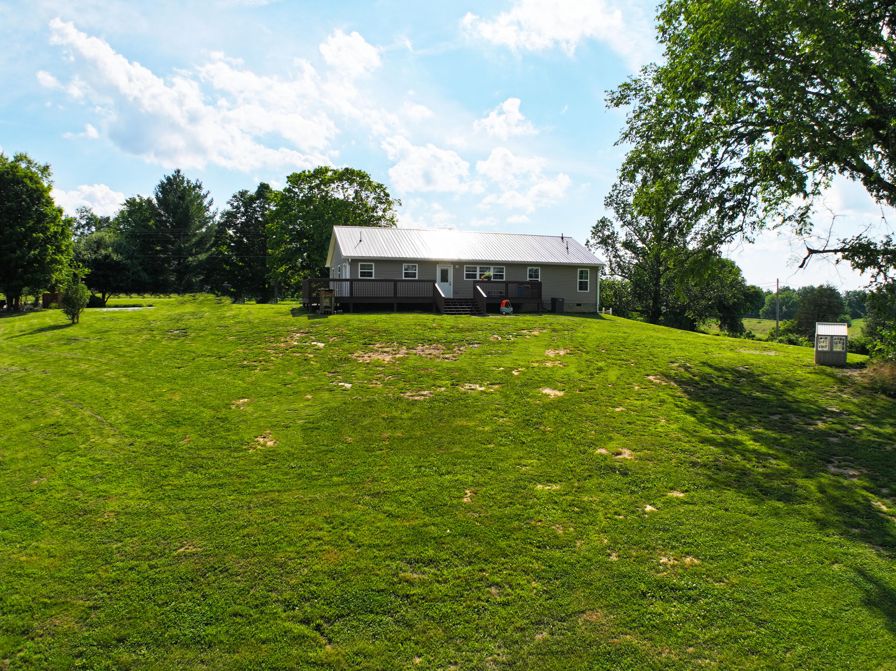 1410 Winston Road Property Photo 7