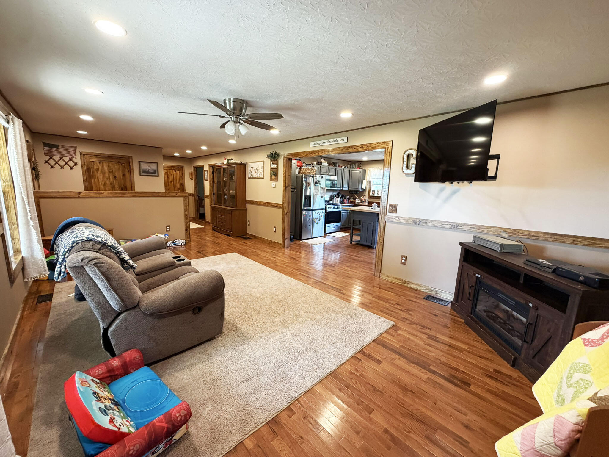 1410 Winston Road Property Photo 11