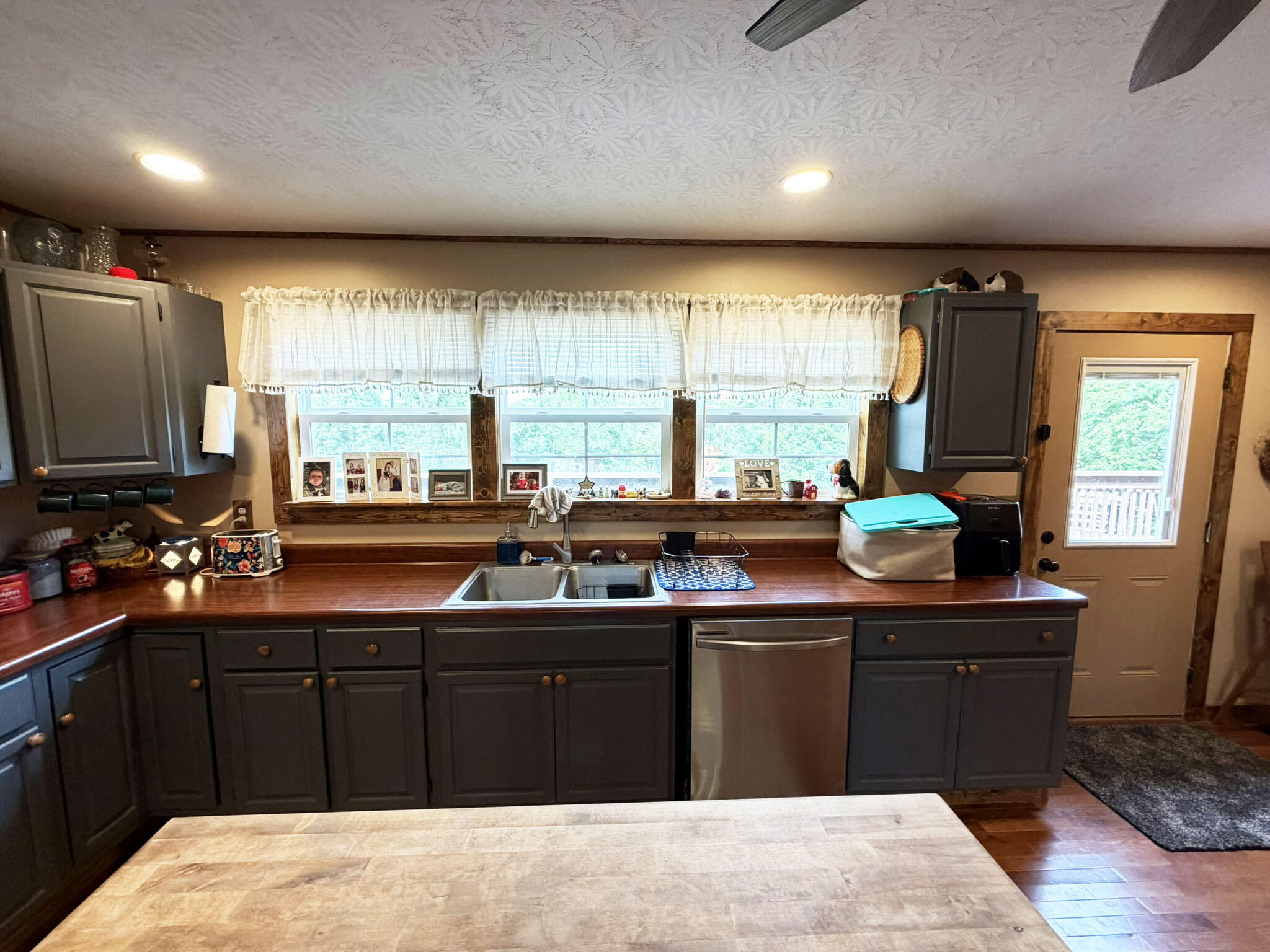 1410 Winston Road Property Photo 14