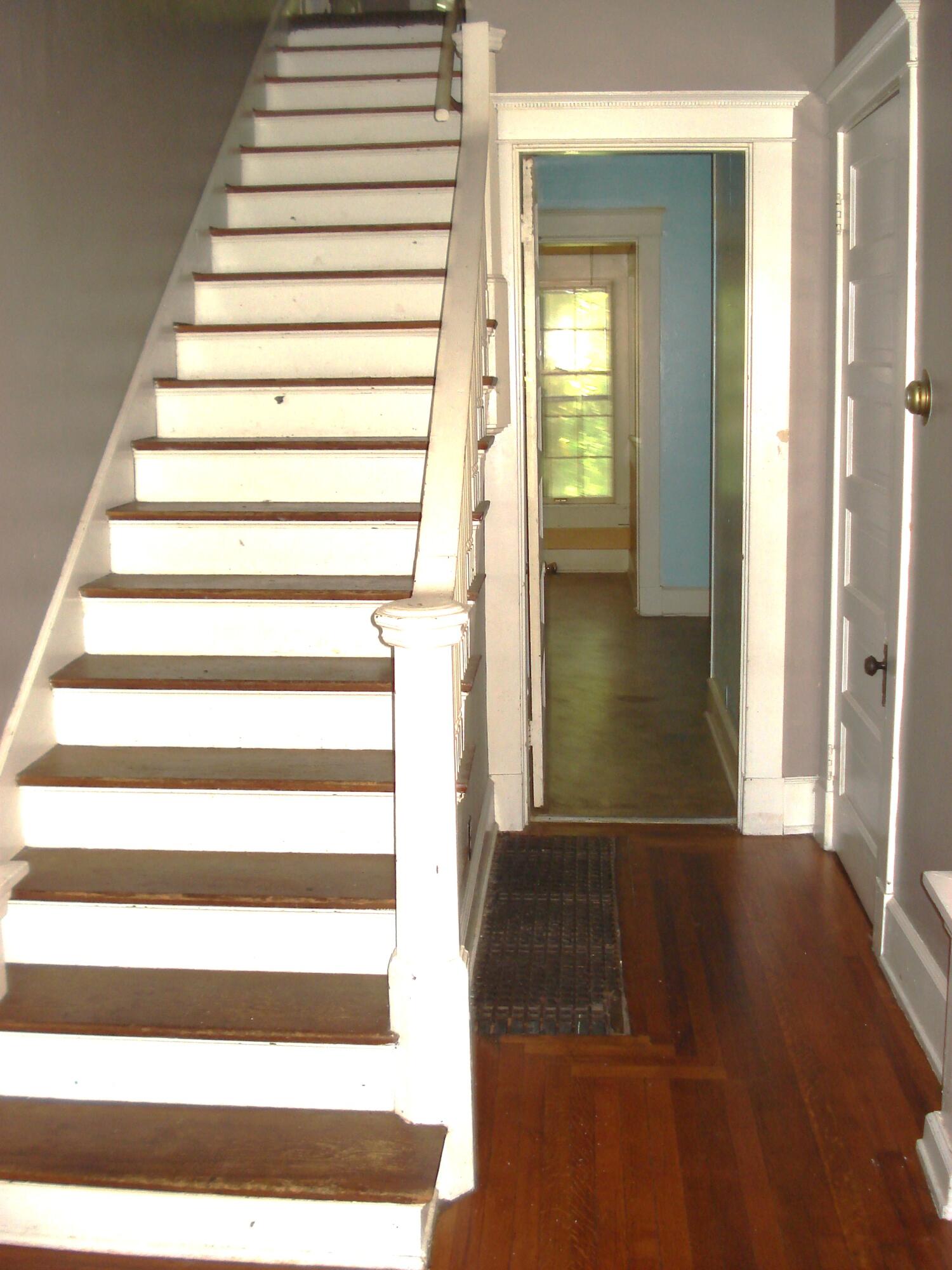 409 E Bridge Street Property Photo 11