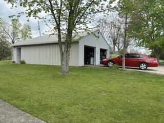 2738 Blackburn Road Property Photo 6