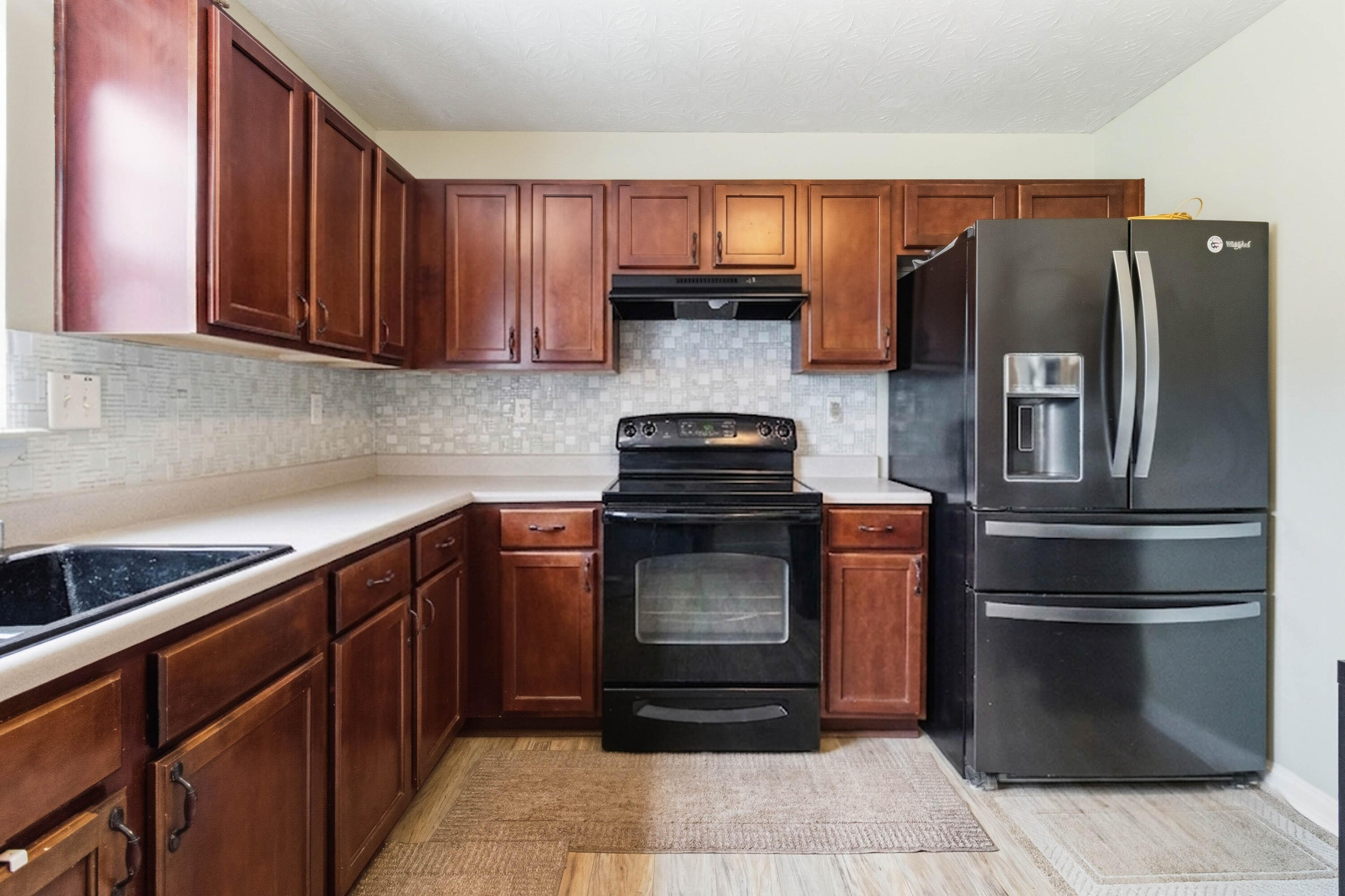 803 Rock Way Property Photo 7