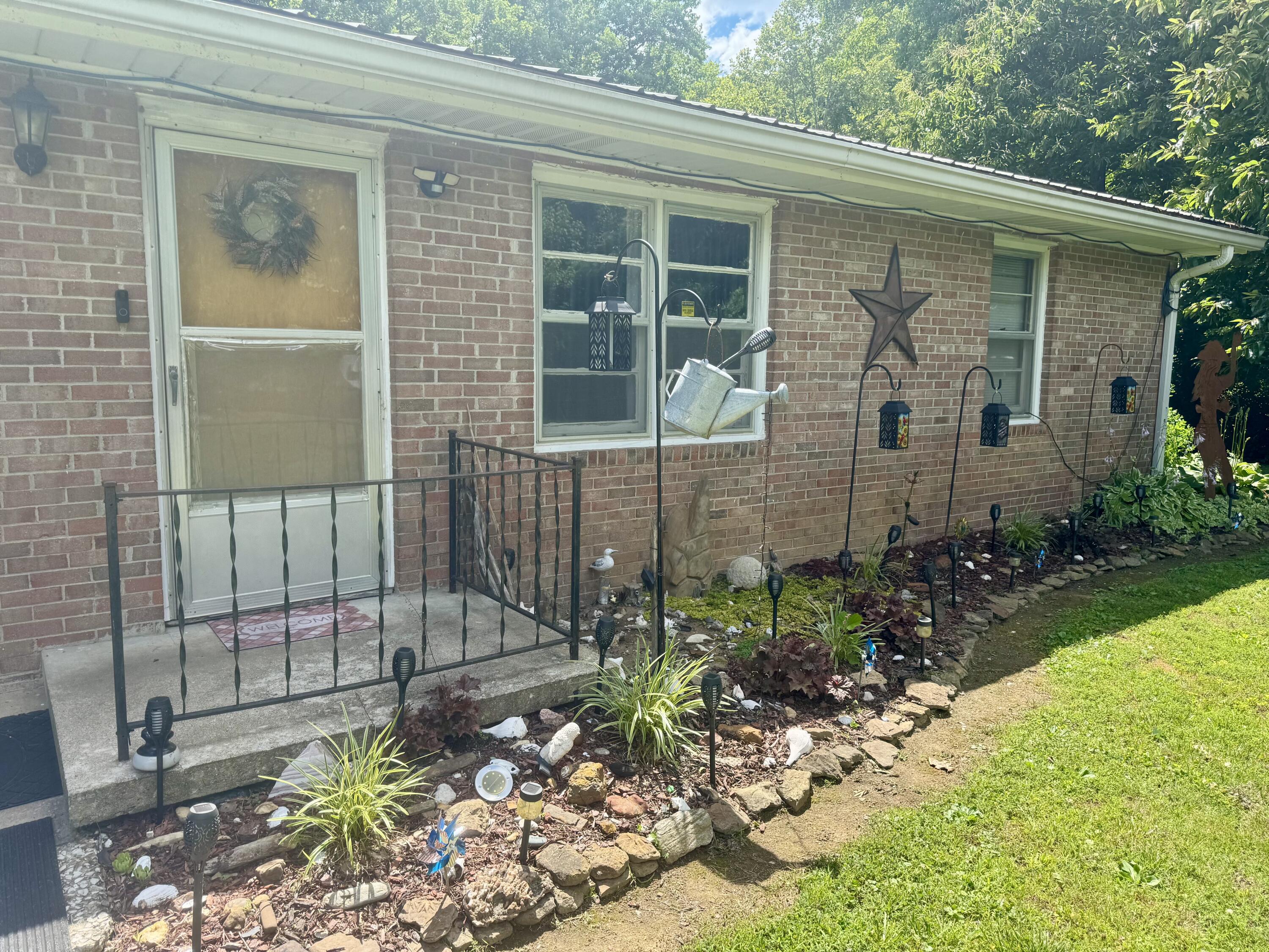 5364 2025 Highway Property Photo 4