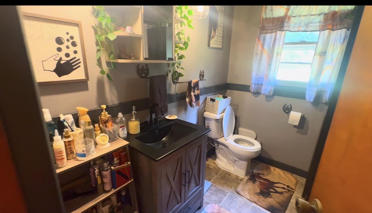 5364 2025 Highway Property Photo 7
