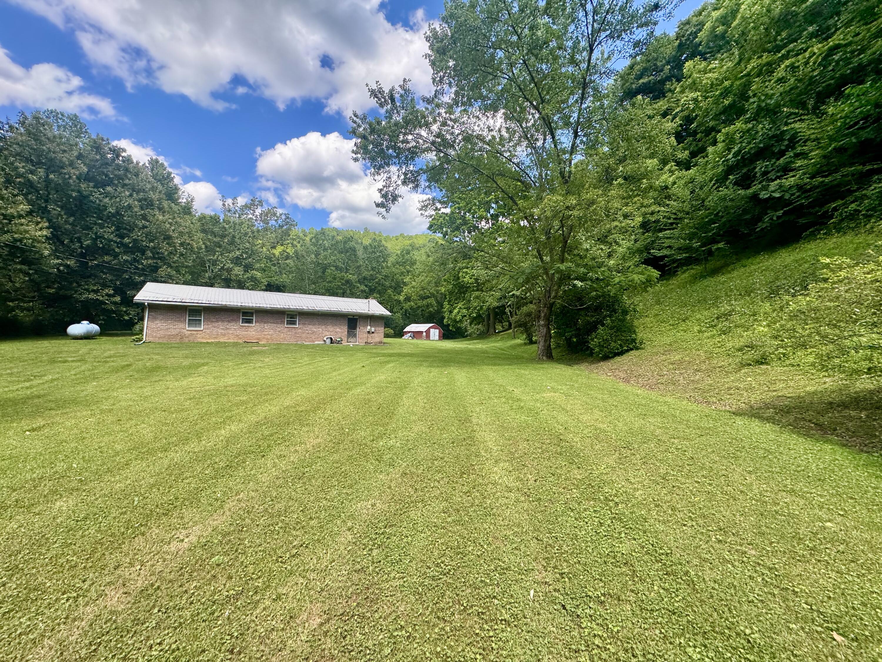 5364 2025 Highway Property Photo 11