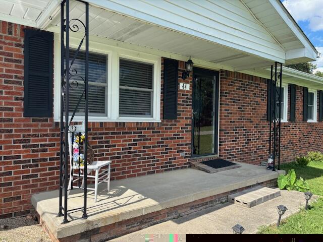 44 Willow Avenue Property Photo 2