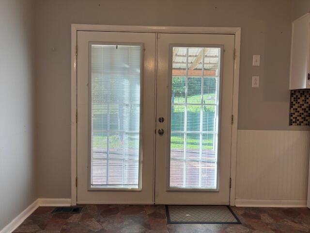 44 Willow Avenue Property Photo 13