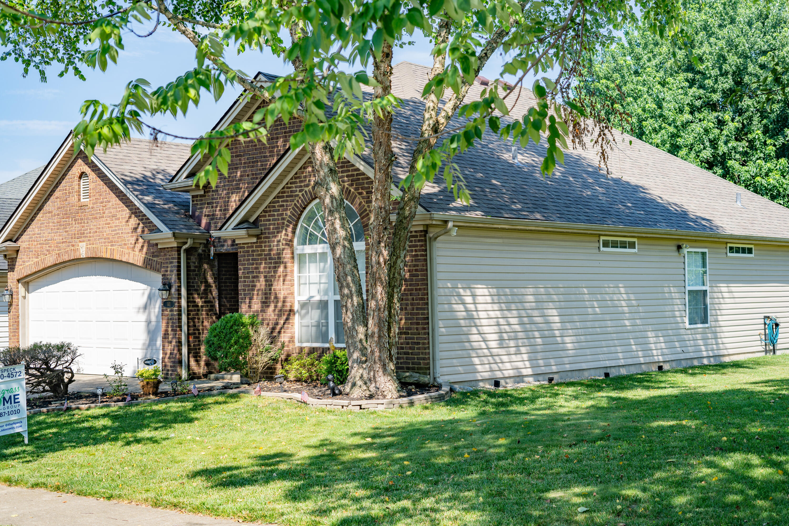 141 White Oak Trace Property Photo 4