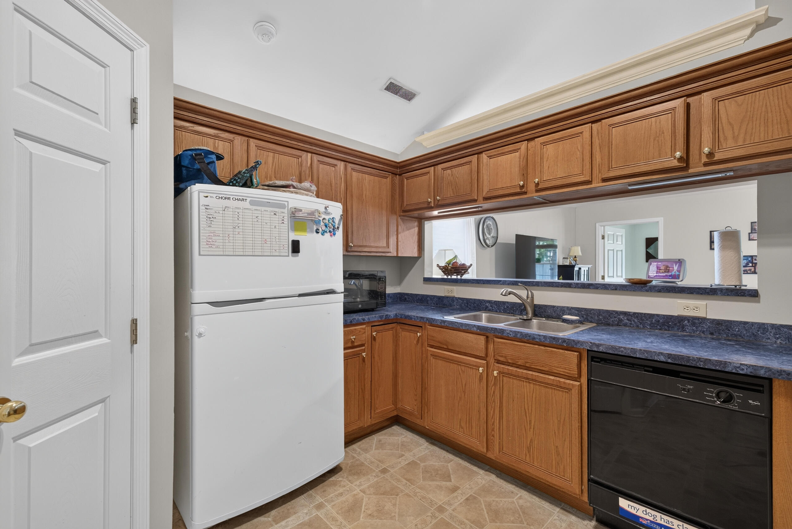 141 White Oak Trace Property Photo 11