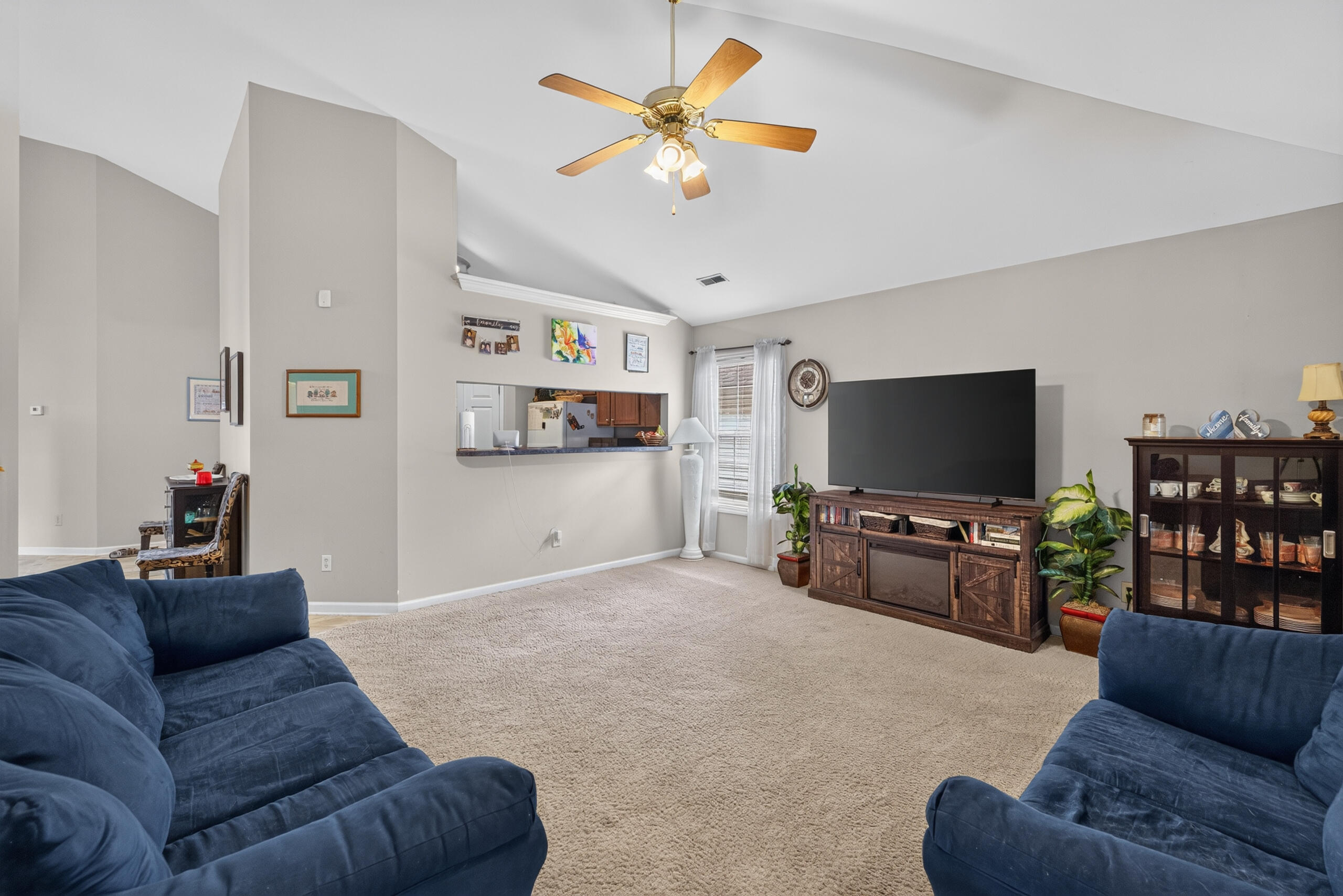 141 White Oak Trace Property Photo 16