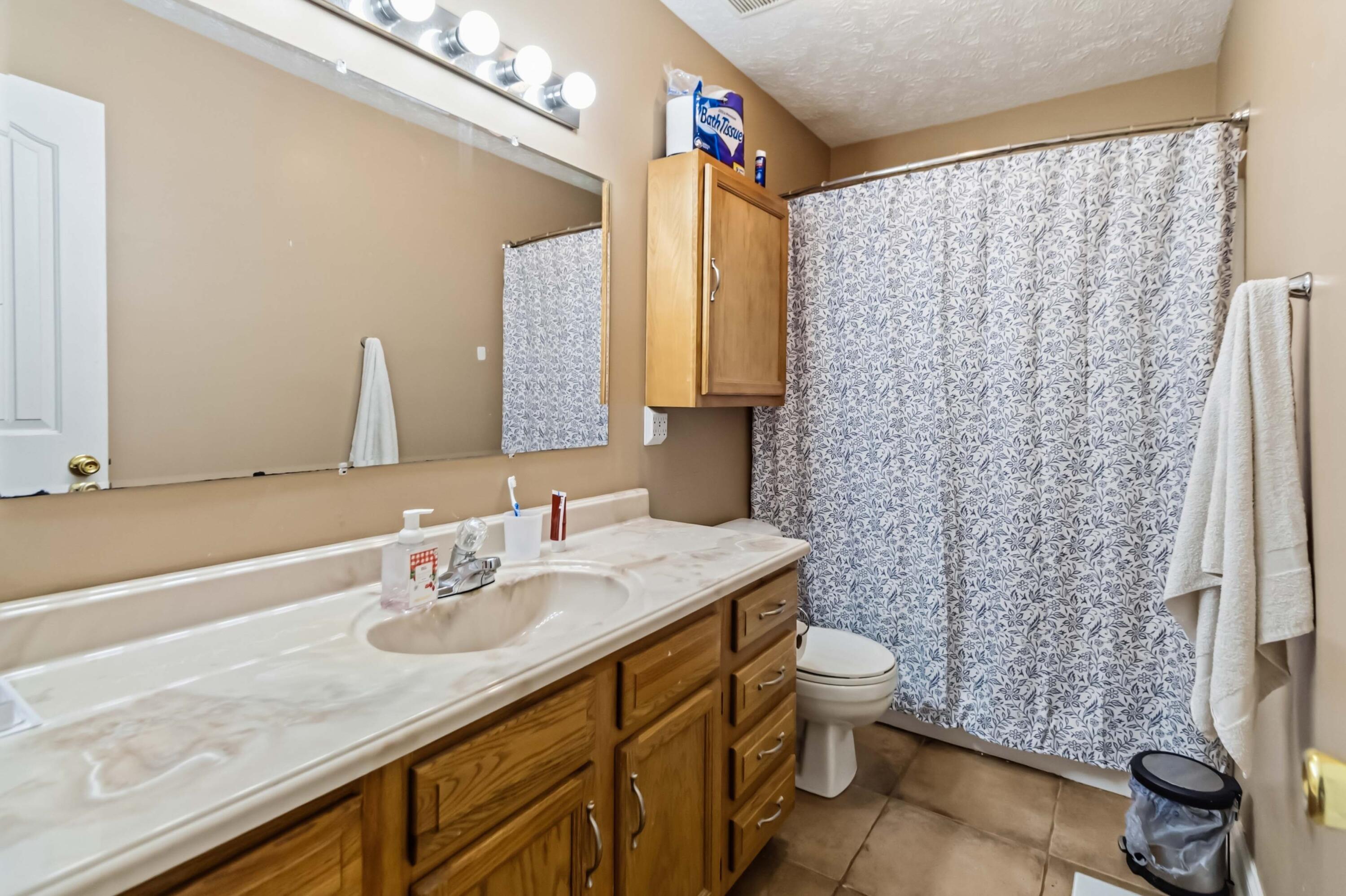 616 Woodview Drive Property Photo 23