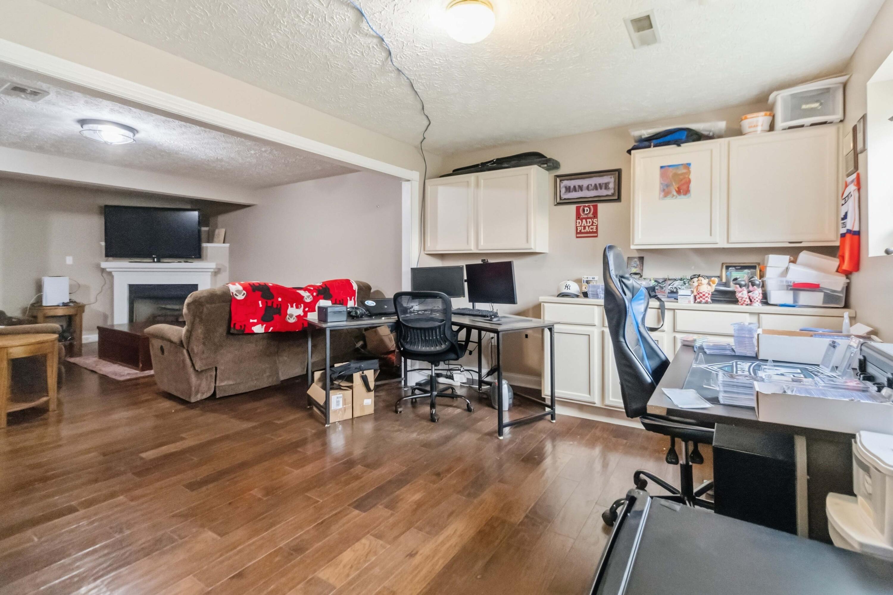 616 Woodview Drive Property Photo 34