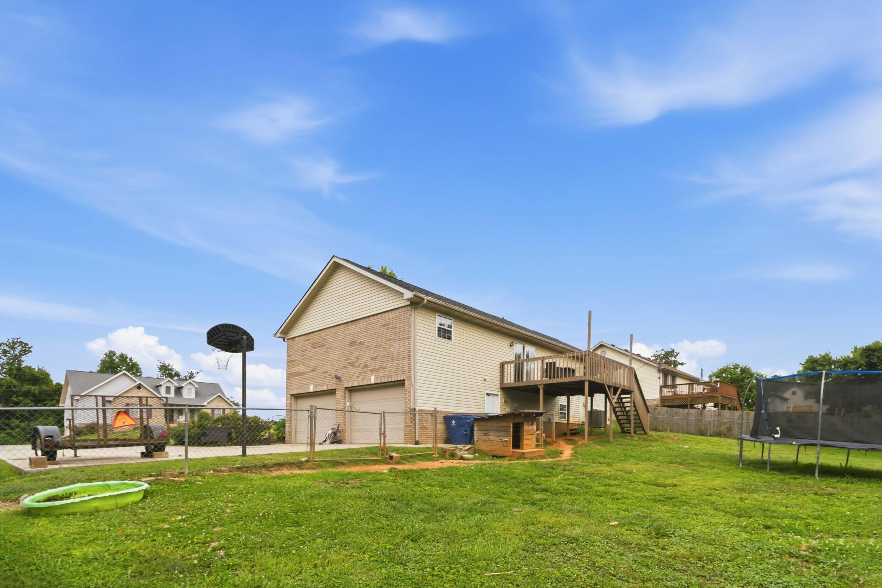 616 Woodview Drive Property Photo 40
