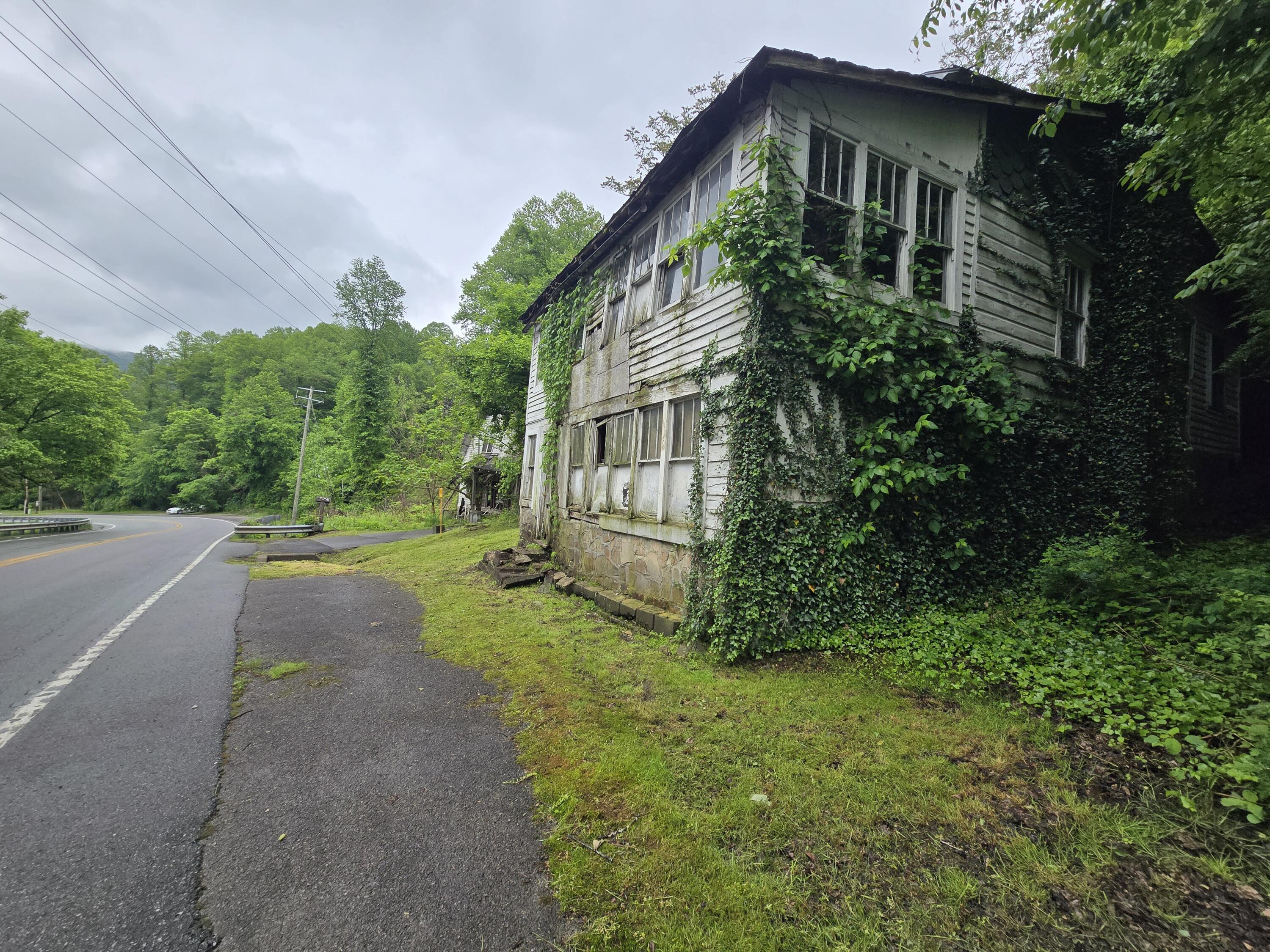 00 Ky 66/hendron Hill Property Photo 19