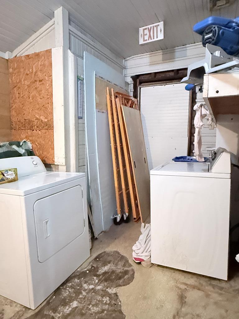314 E 16th Street Property Photo 55