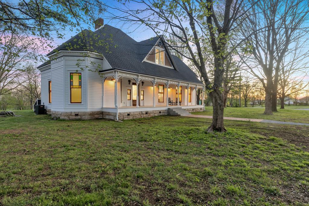 11485 Julien Road Property Photo 2