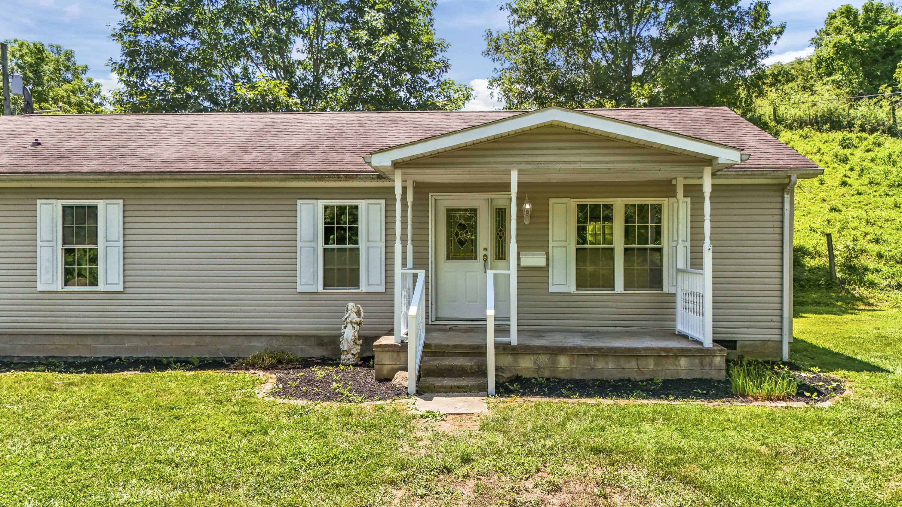 323 Saltwell Road Property Photo 31