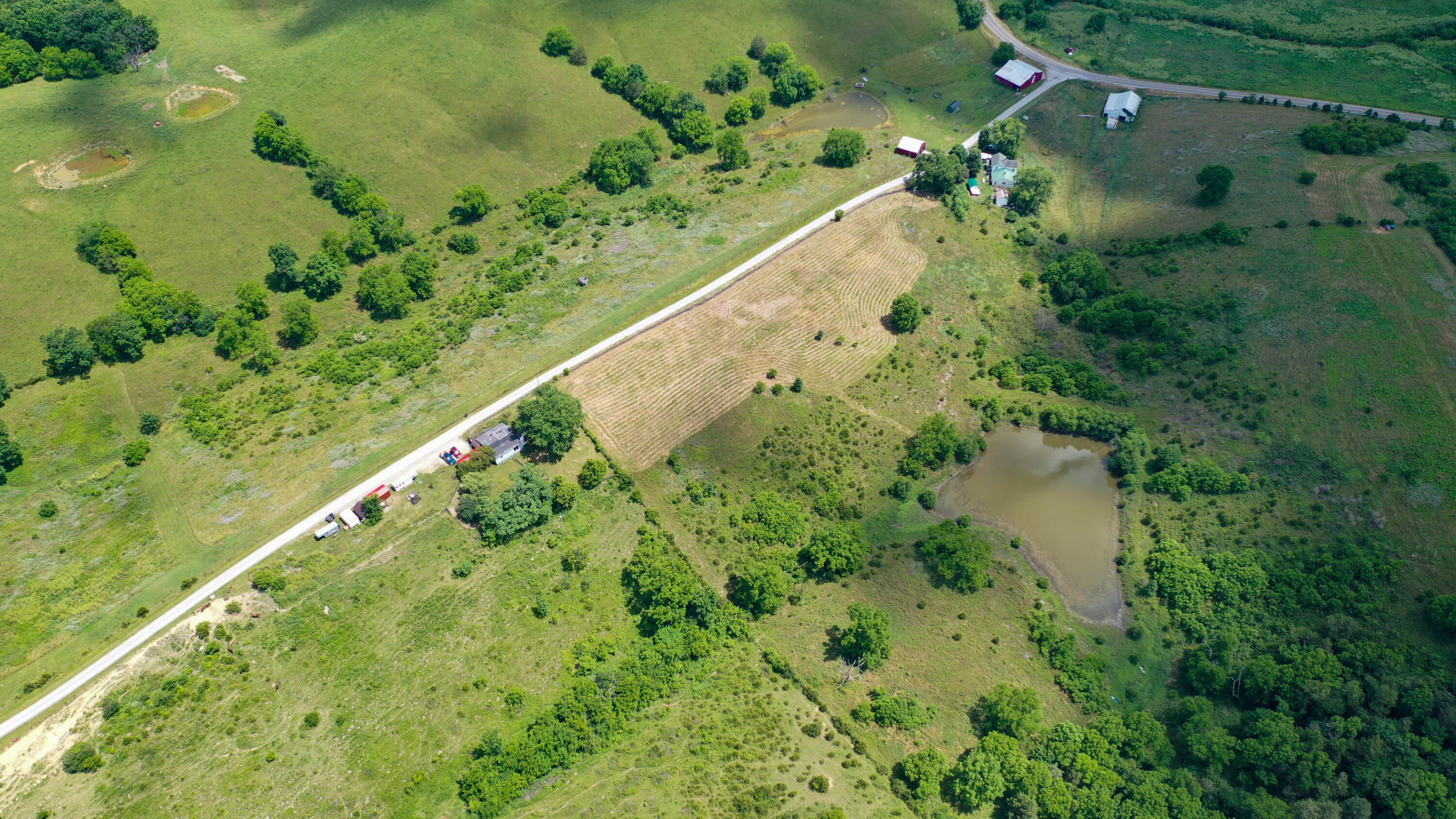 359 Ky Highway 1284 Property Photo 12