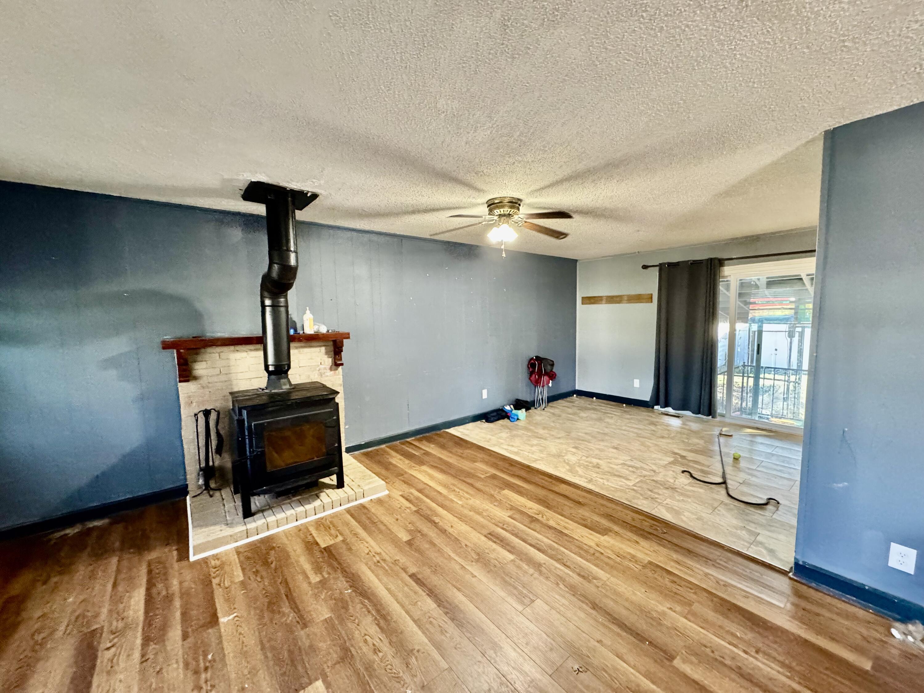 210 Magnolia Drive Property Photo 3