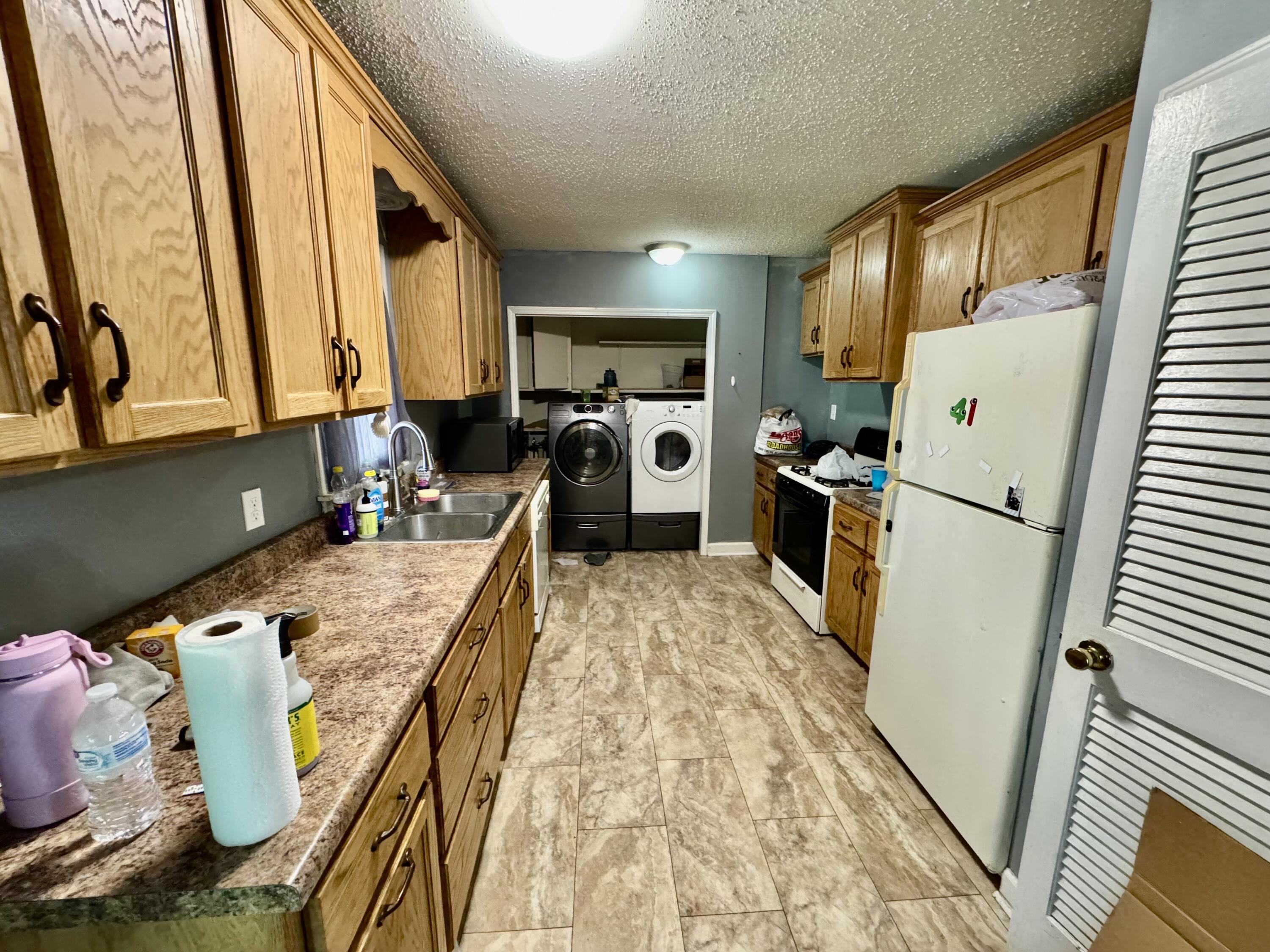 210 Magnolia Drive Property Photo 5