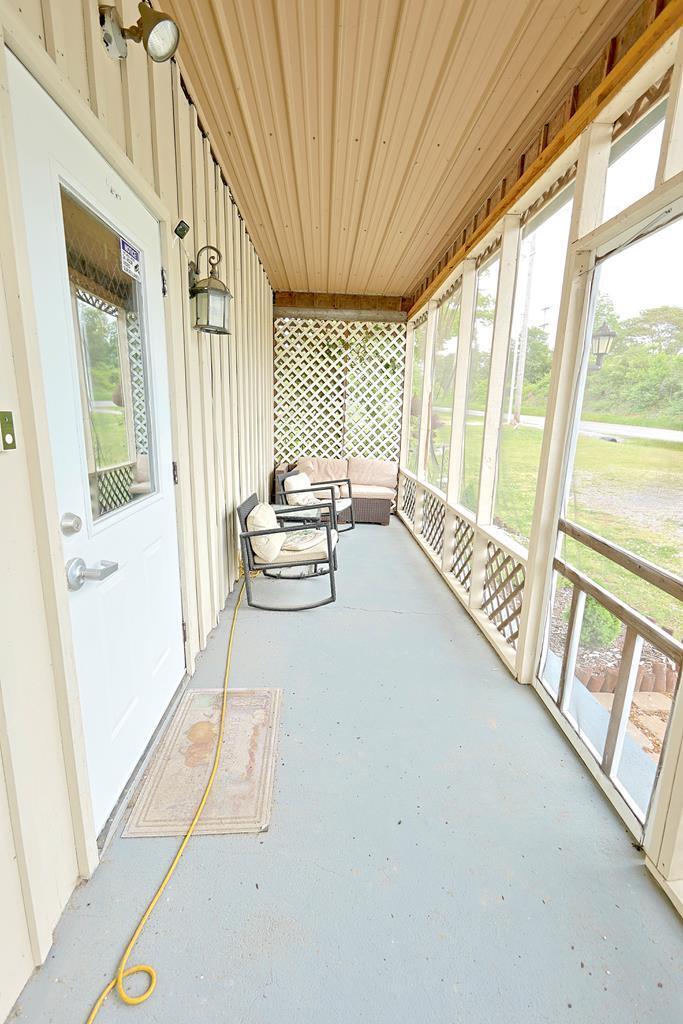 582 Cerulean Road Property Photo 7