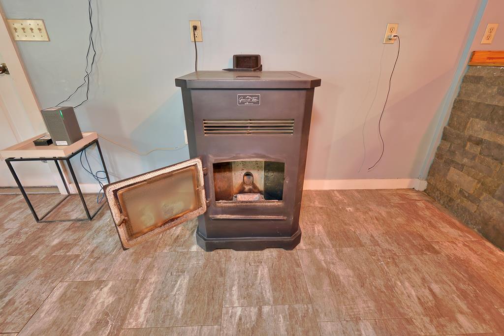 582 Cerulean Road Property Photo 10