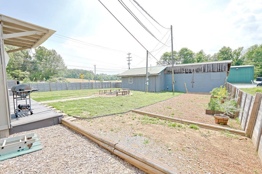 582 Cerulean Road Property Photo 29