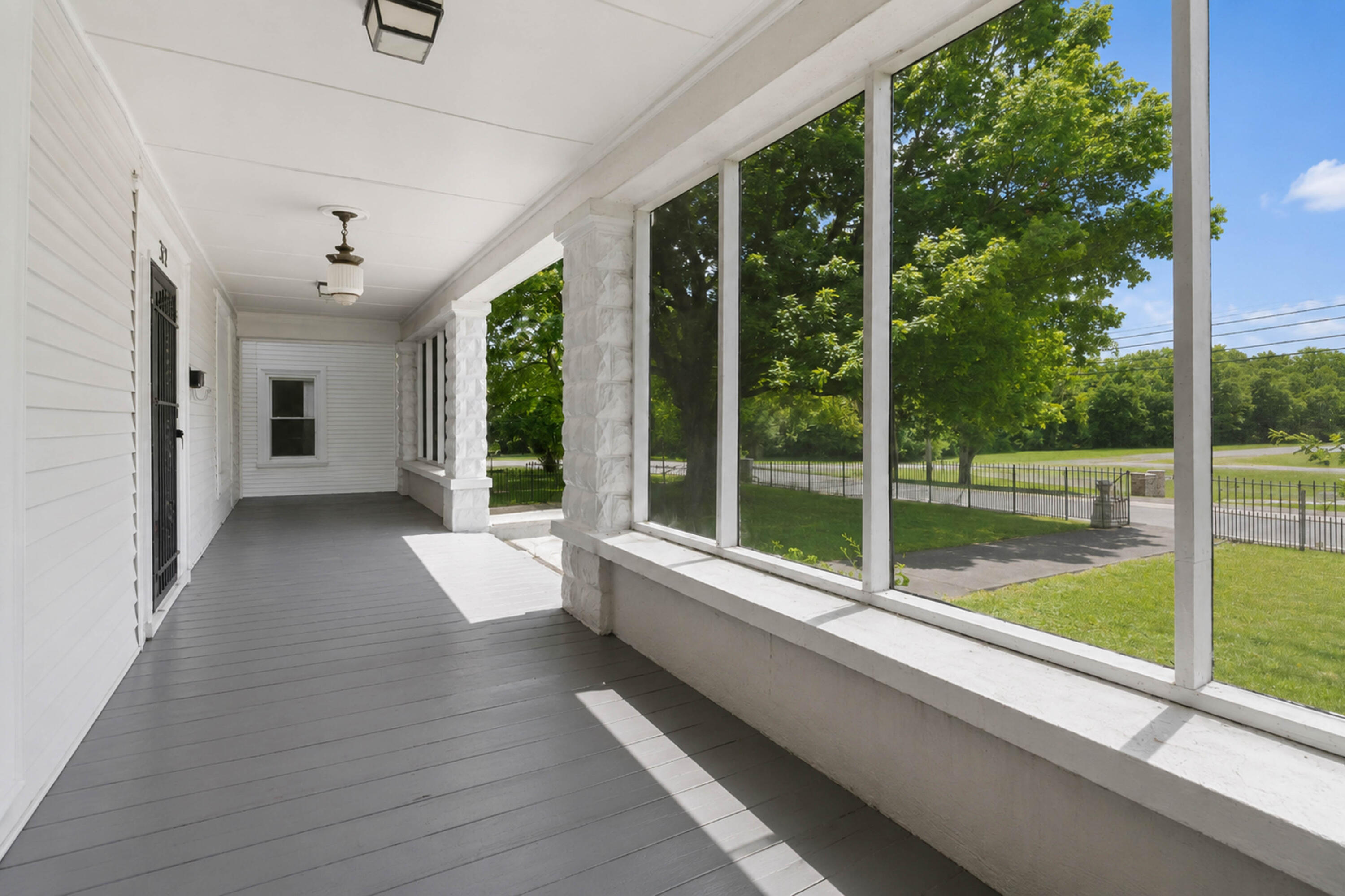 312 Danville Avenue Property Photo 2