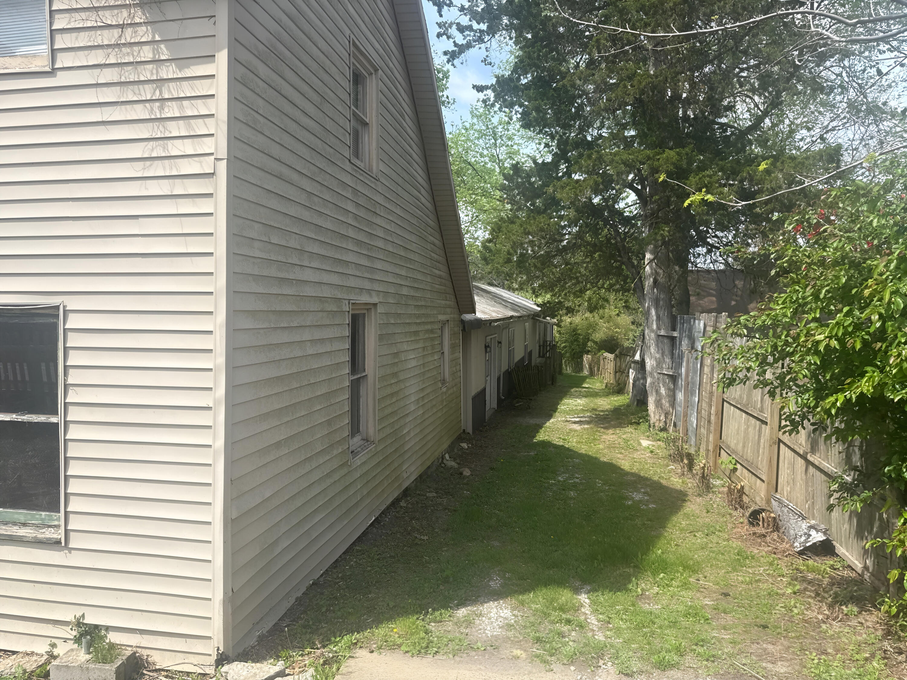2015 Old Main Street Property Photo 2