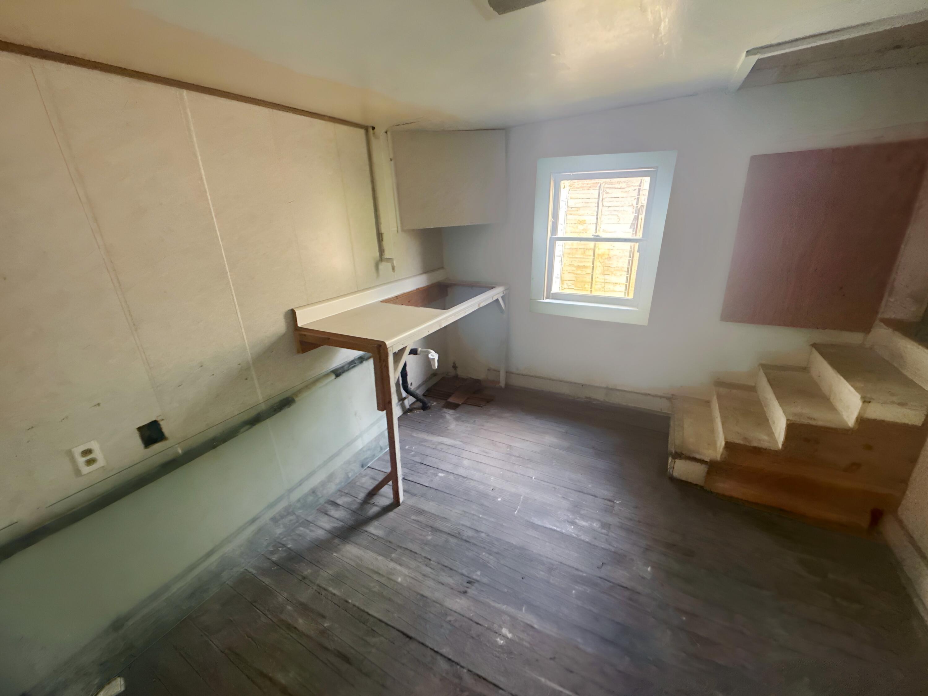 2015 Old Main Street Property Photo 11
