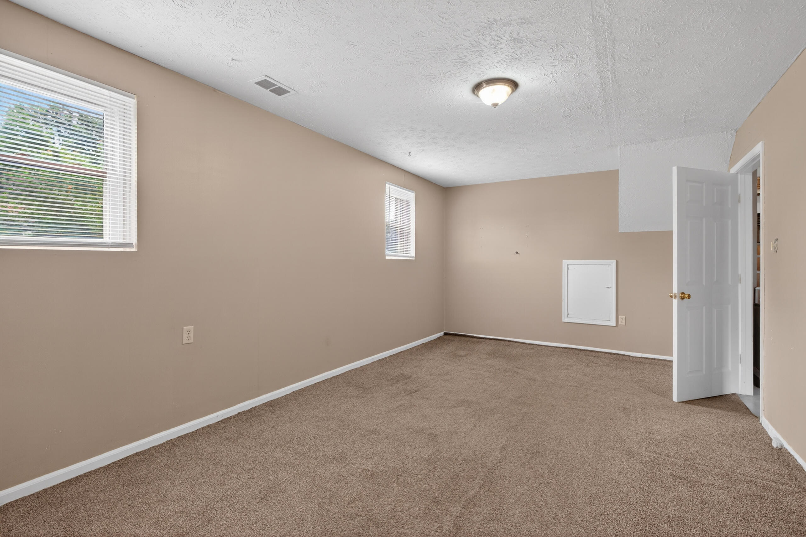 222 Martin Drive Property Photo 20