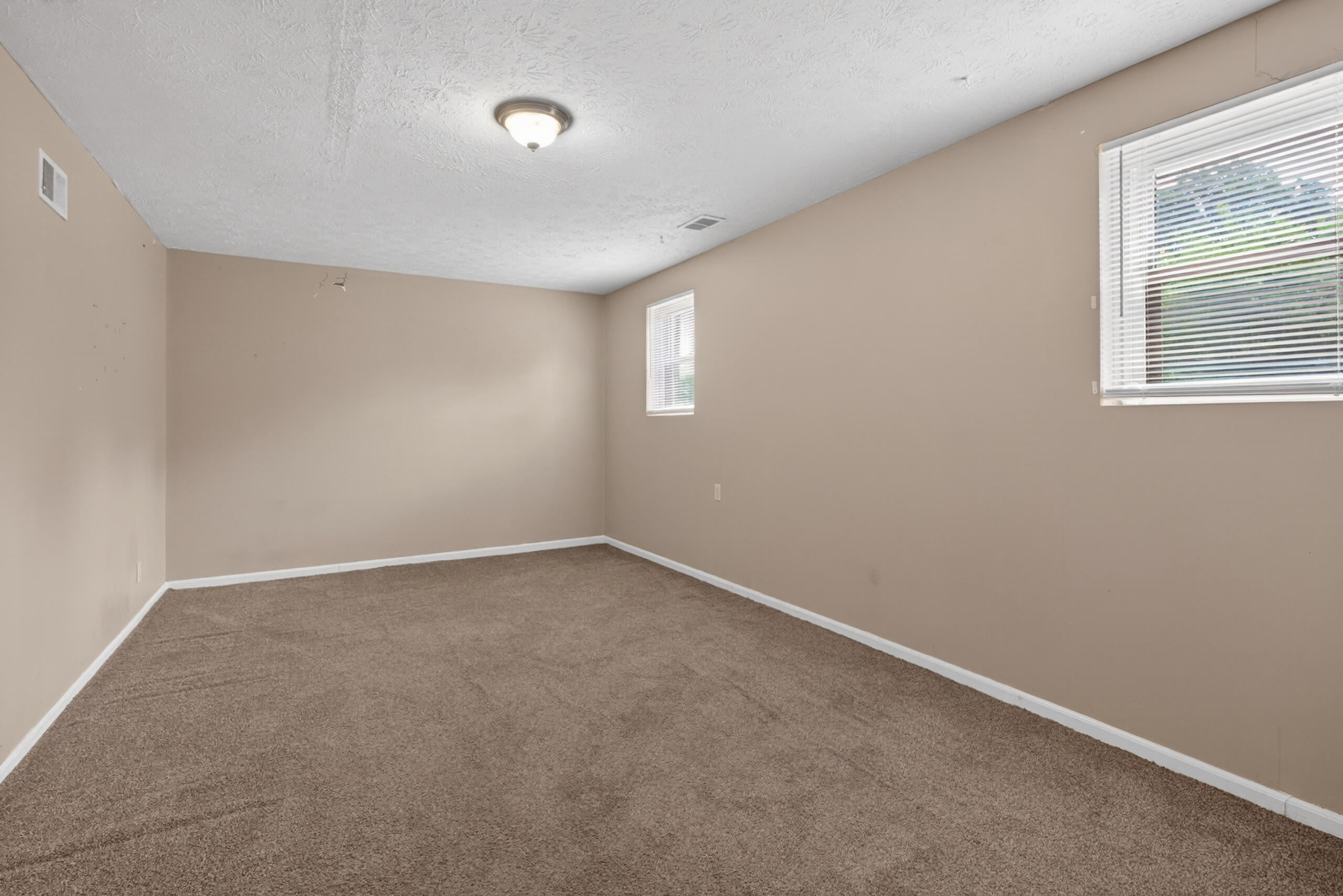 222 Martin Drive Property Photo 21