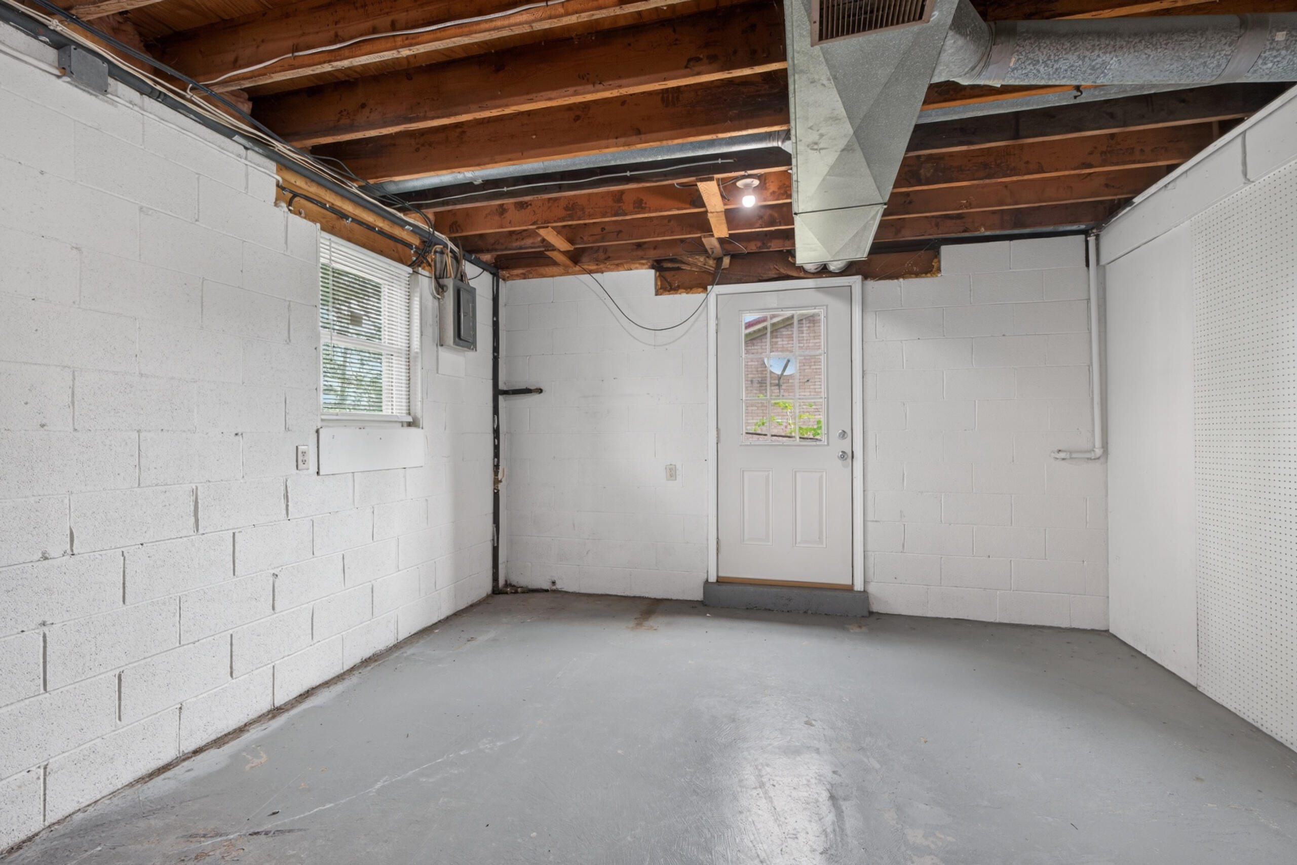 222 Martin Drive Property Photo 22