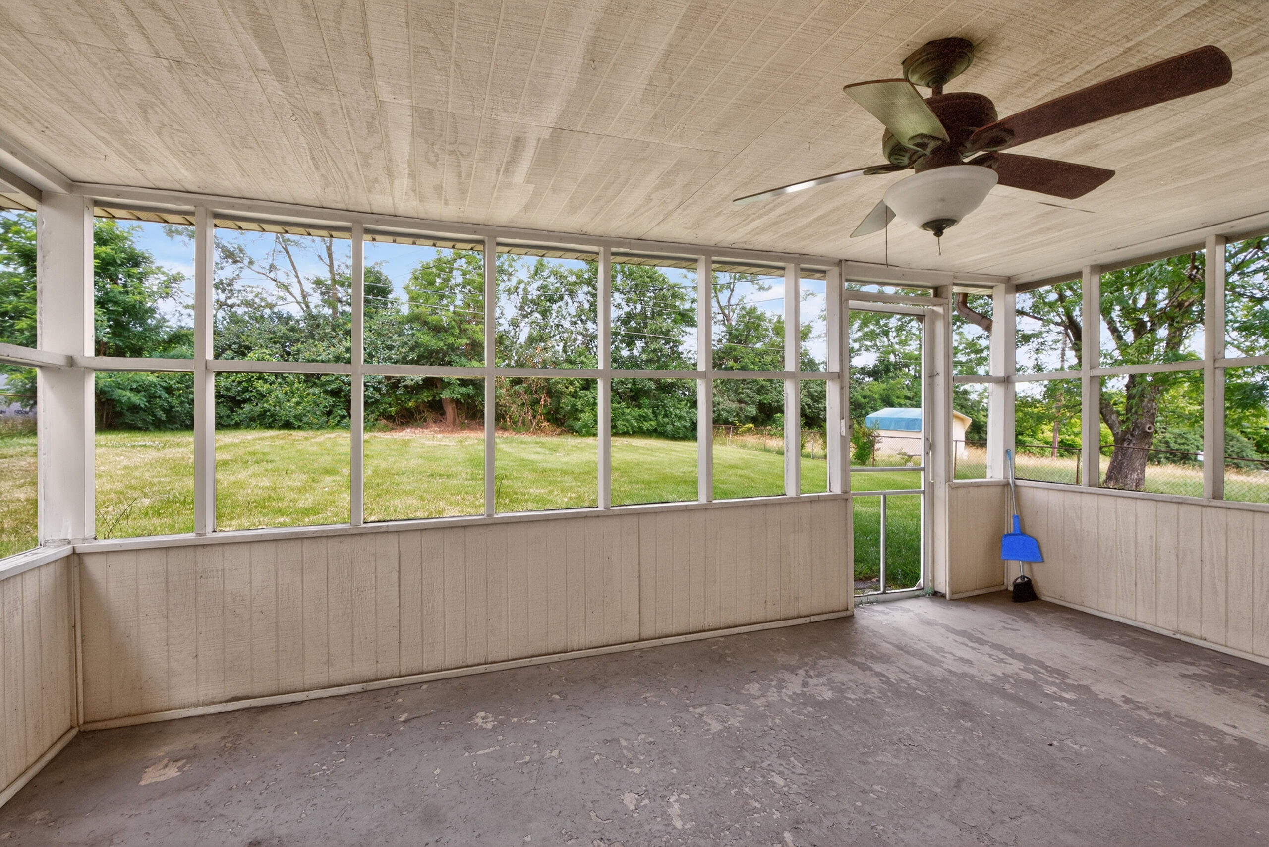 222 Martin Drive Property Photo 23