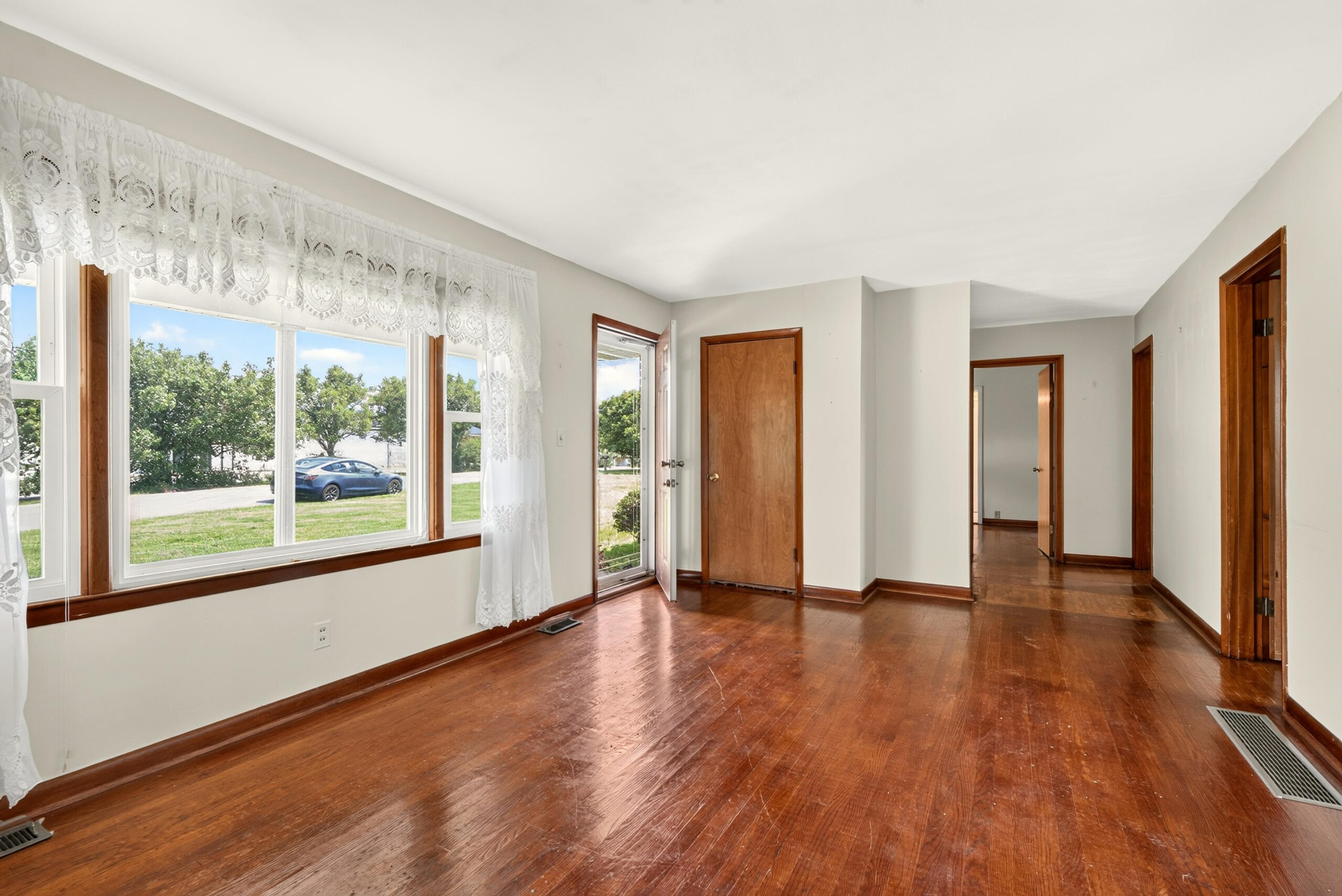 101 Herron Drive Property Photo 2