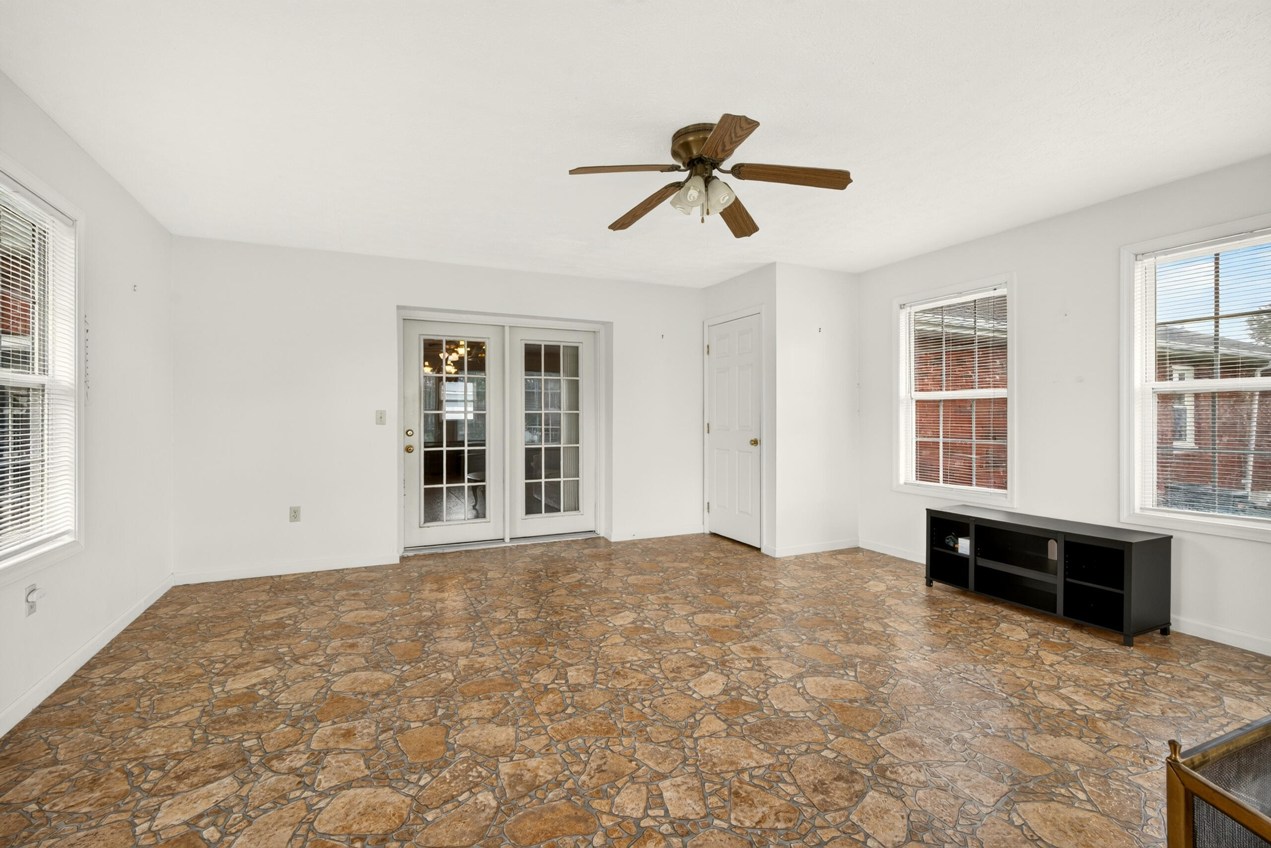 101 Herron Drive Property Photo 17