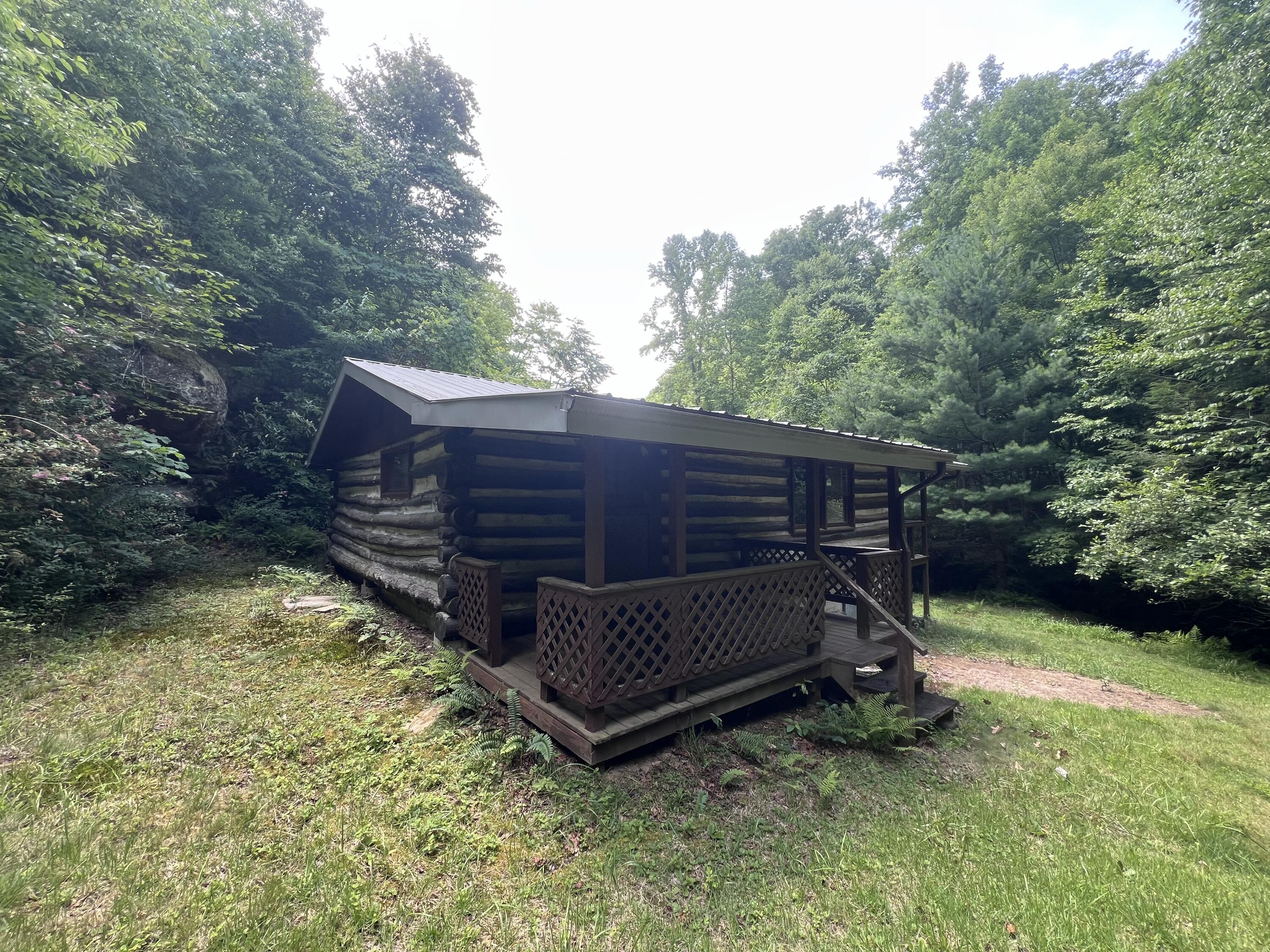 207 Jim Hollow Road Property Photo 1