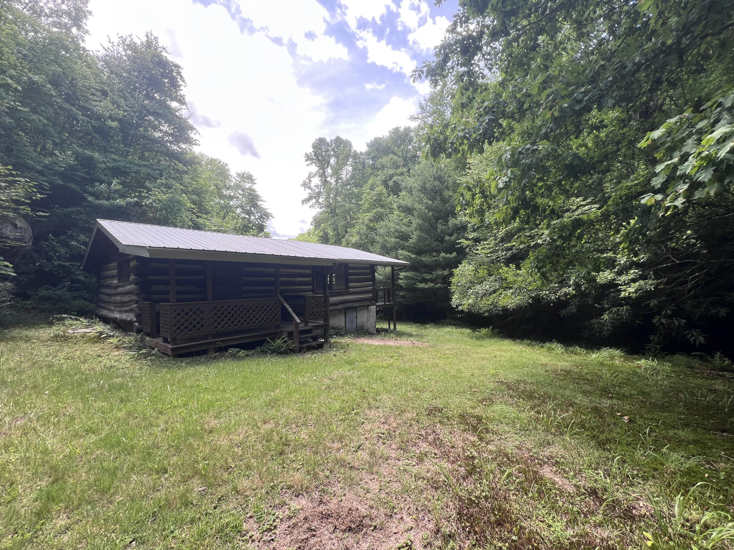 207 Jim Hollow Road Property Photo 5