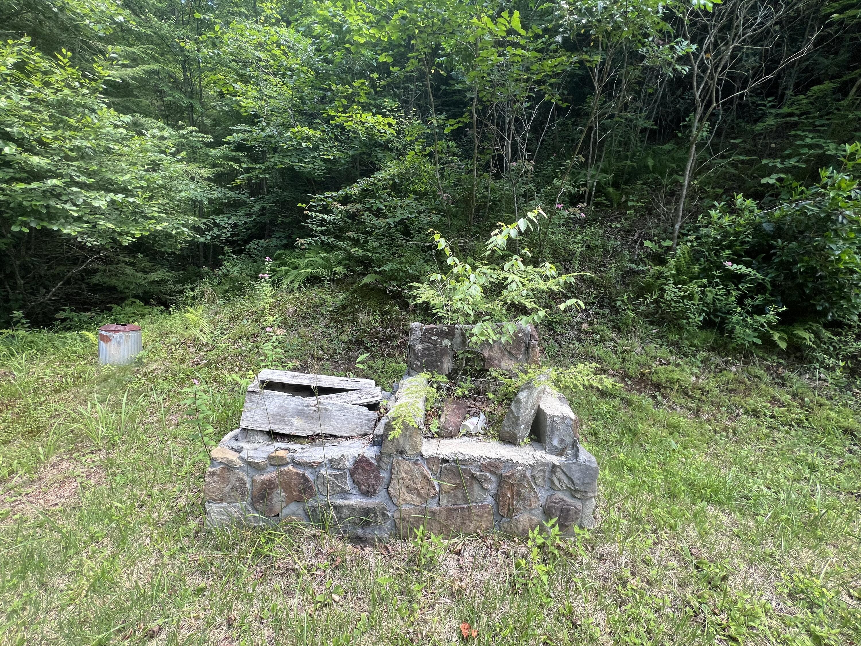 207 Jim Hollow Road Property Photo 18