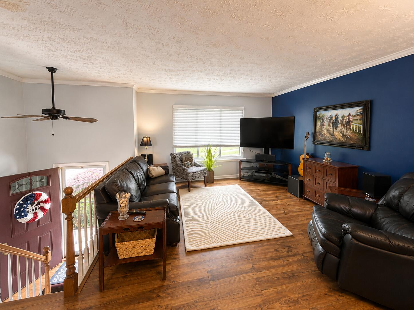 391 S Eagle Creek Drive Property Photo 6