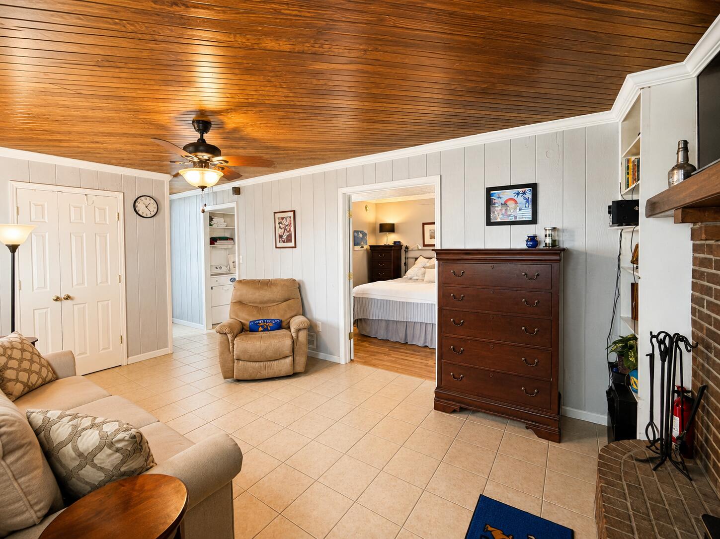 391 S Eagle Creek Drive Property Photo 16