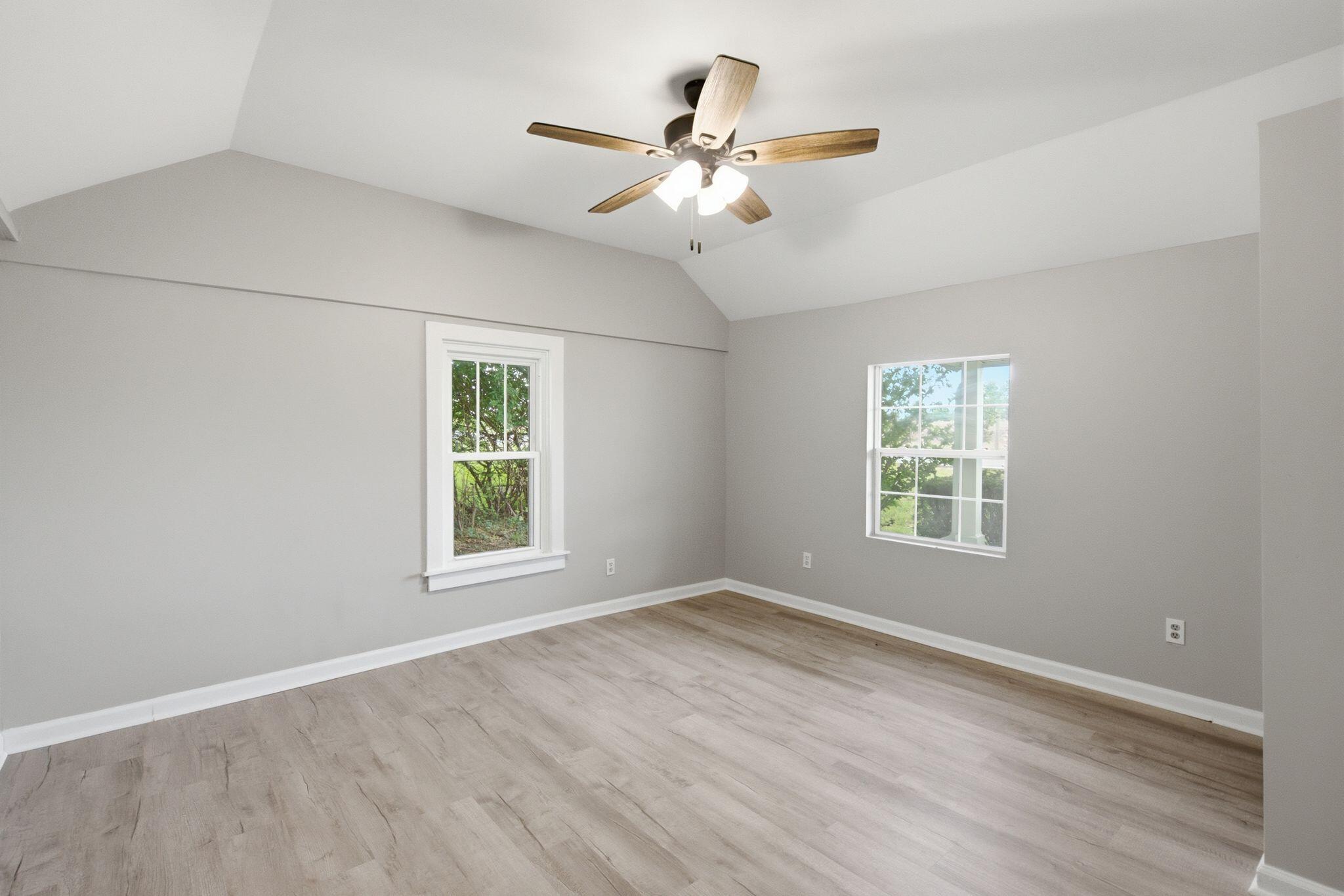 1100 Pekin Pike Property Photo 5