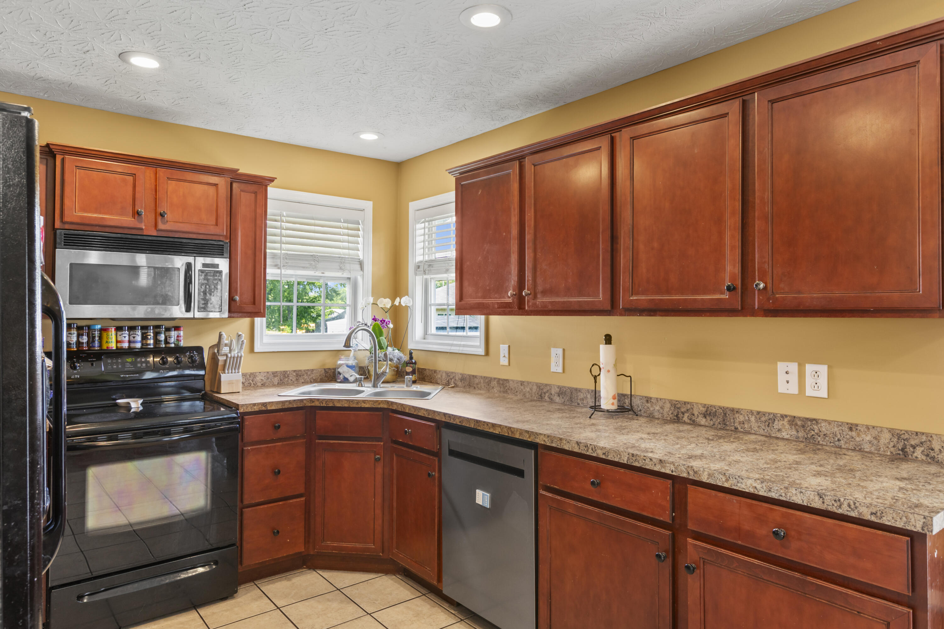 1005 Rueland Drive Property Photo 10