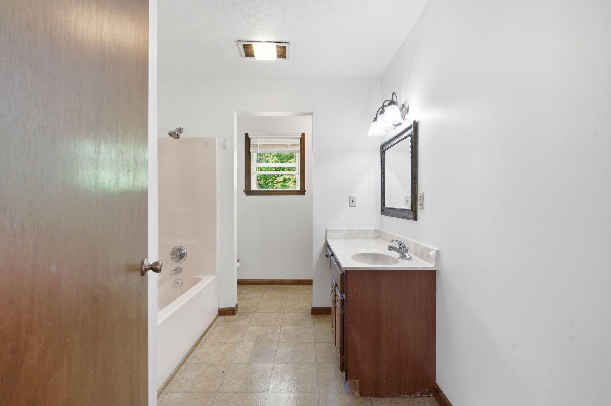 2670 Oakley Wells Road Property Photo 19