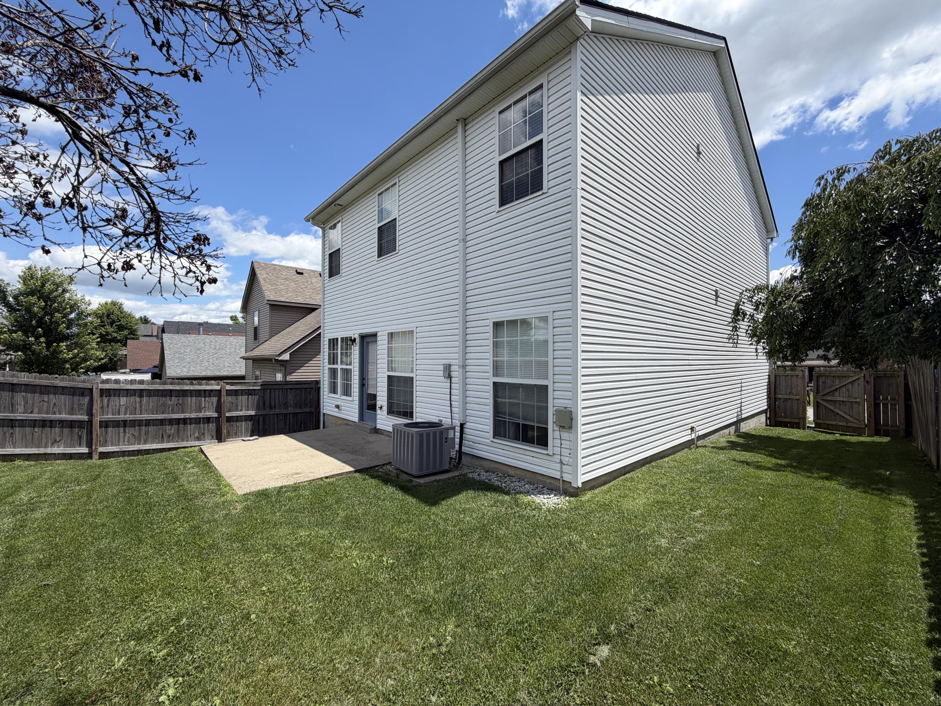 335 Newcastle Lane Property Photo 3
