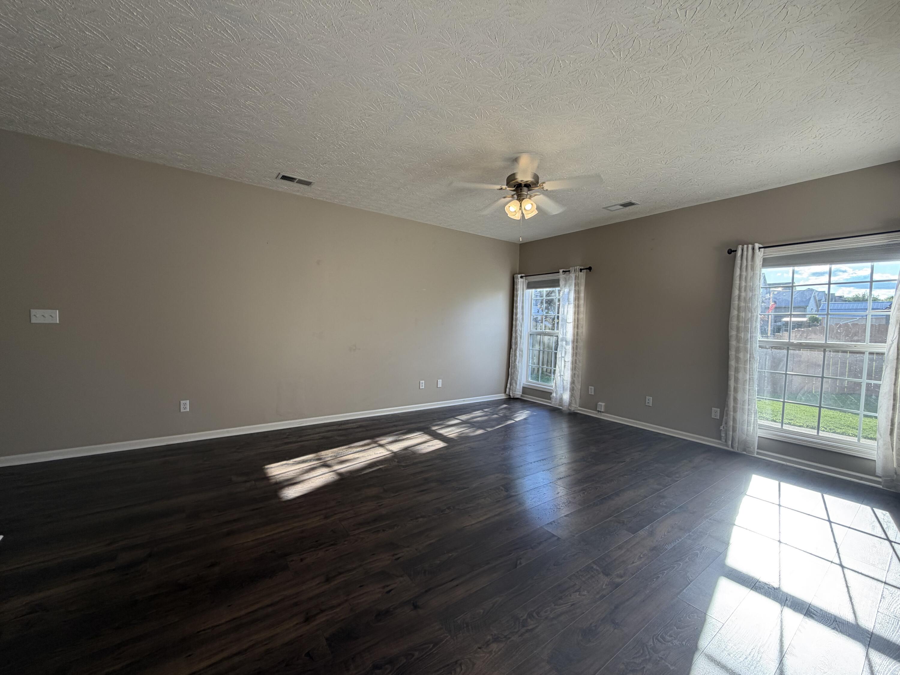 335 Newcastle Lane Property Photo 14
