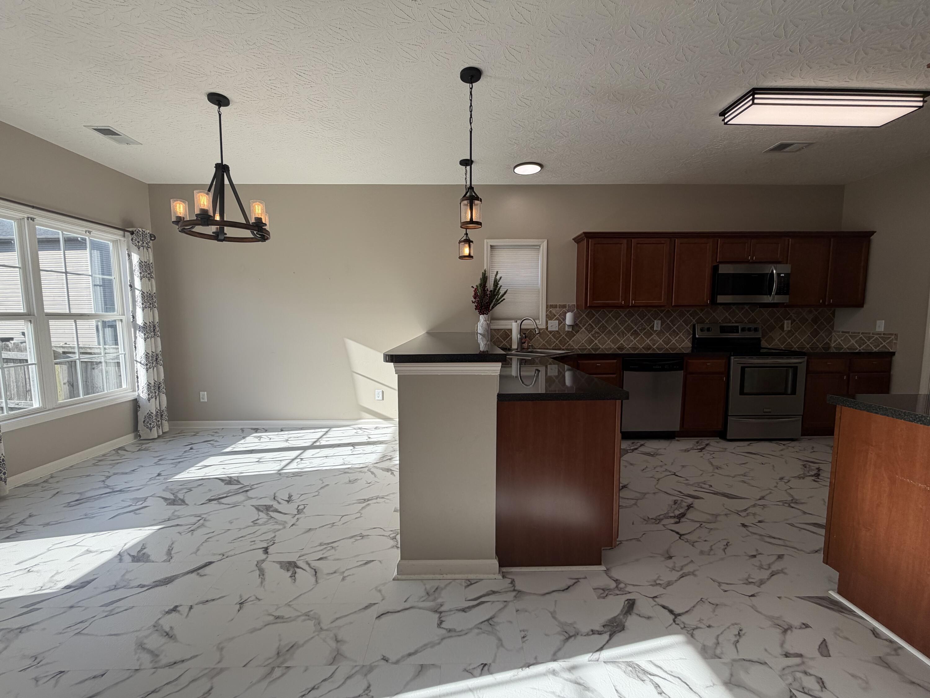 335 Newcastle Lane Property Photo 16