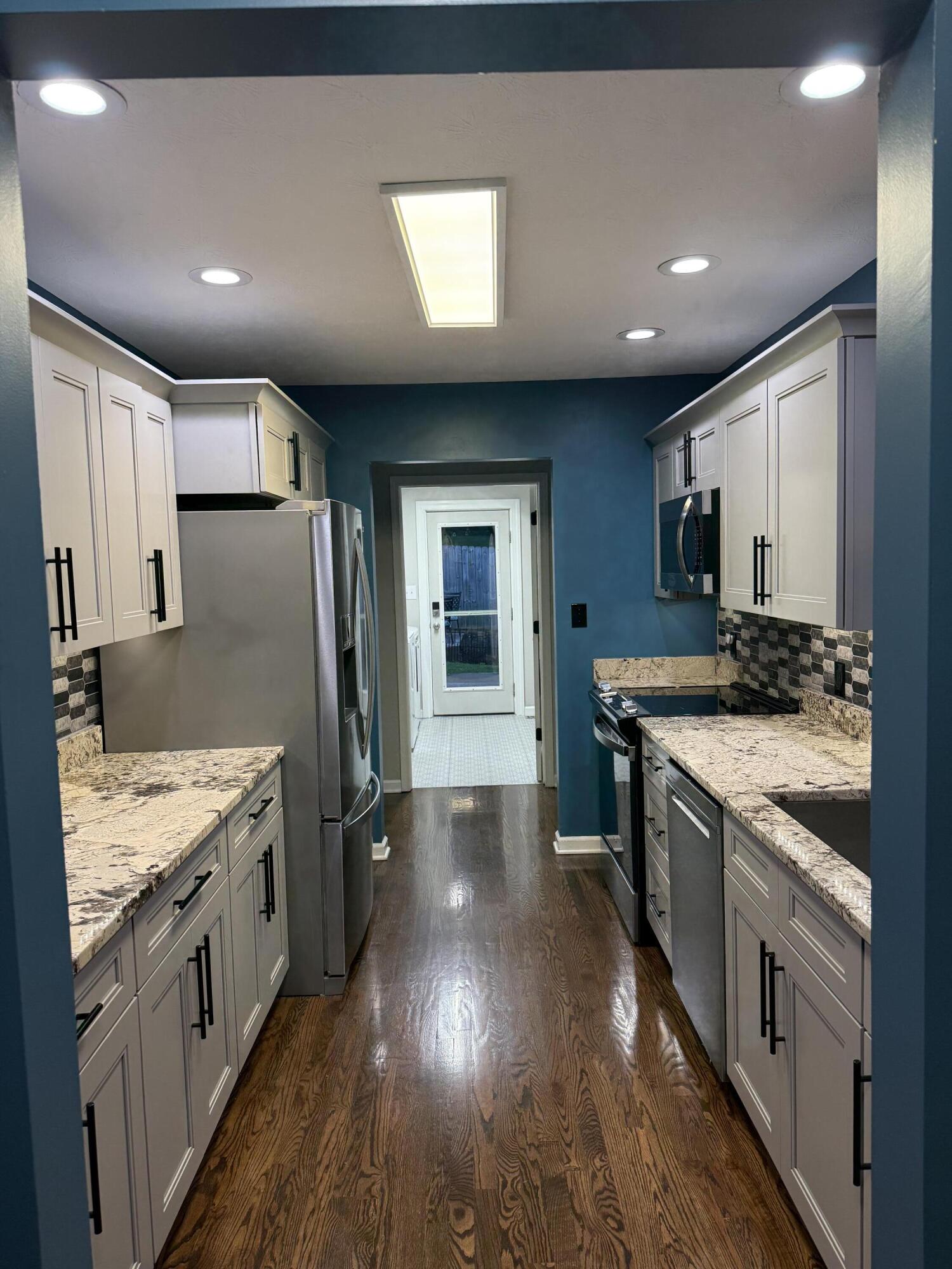 8 Monroe Avenue Property Photo 10