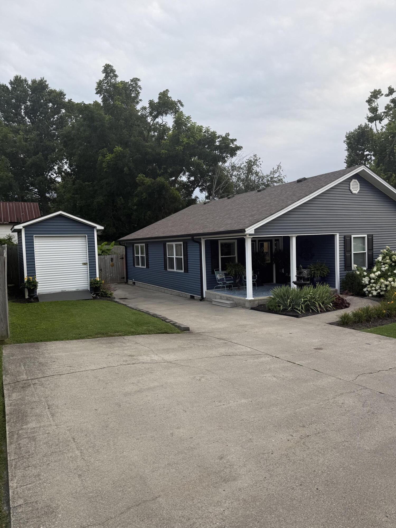 8 Monroe Avenue Property Photo 29